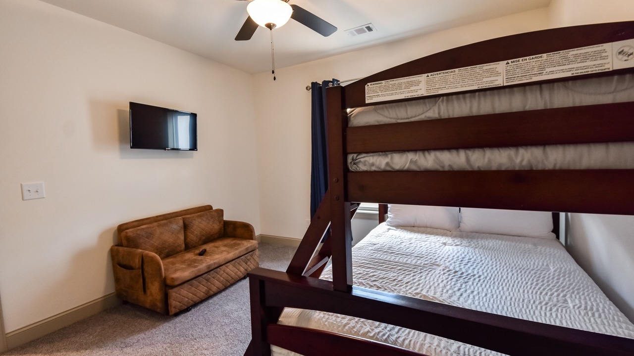 Photo of Bedroom in Ellijay