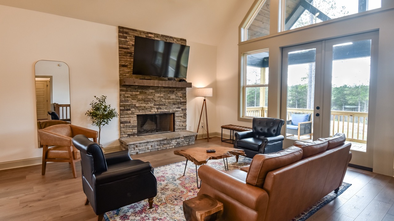 Photo of Livingroom in Ellijay