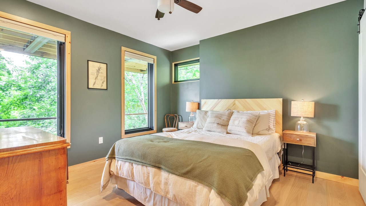 Photo of Bedroom in Putnam Station