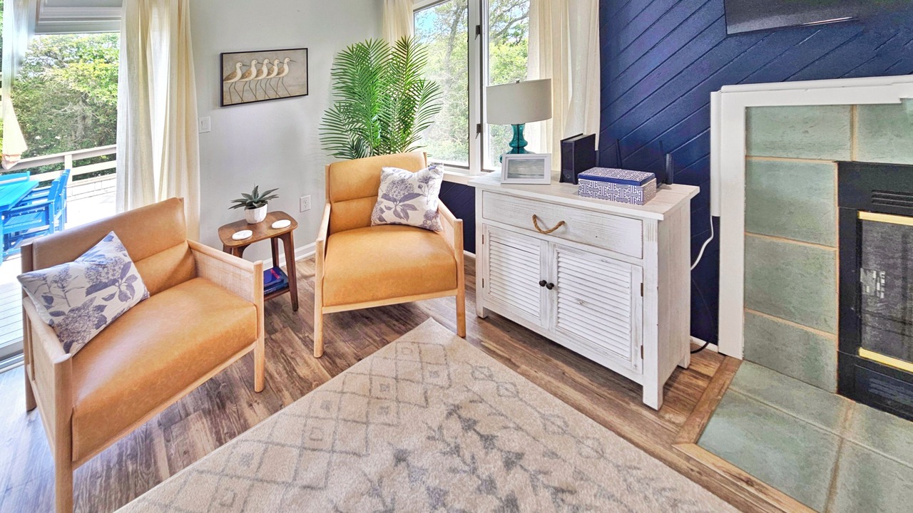 Photo of Livingroom in Corolla Light