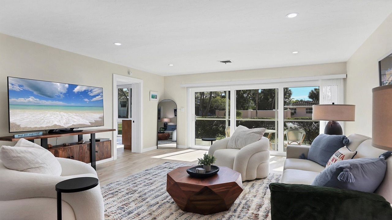 Photo of Livingroom in Saint Armands Key