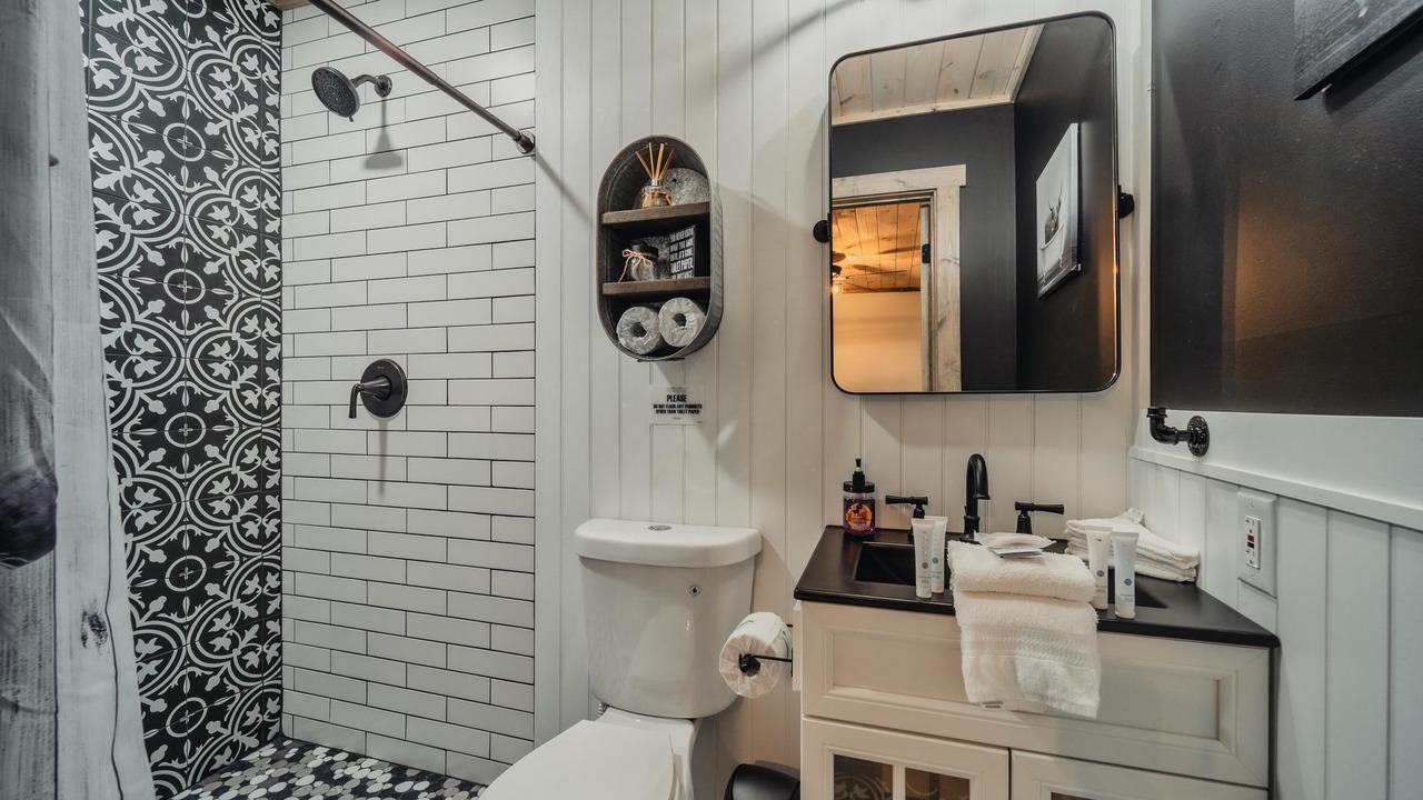 Photo of Bathroom in Smoky Mountains