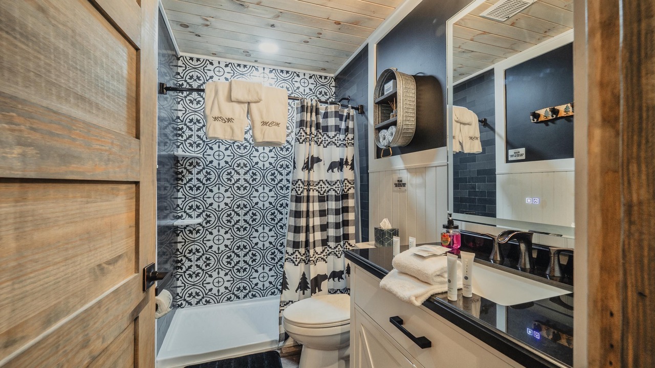 Photo of Bathroom in Smoky Mountains