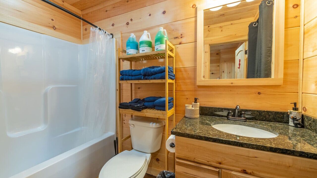 Photo of Bathroom in Fairview