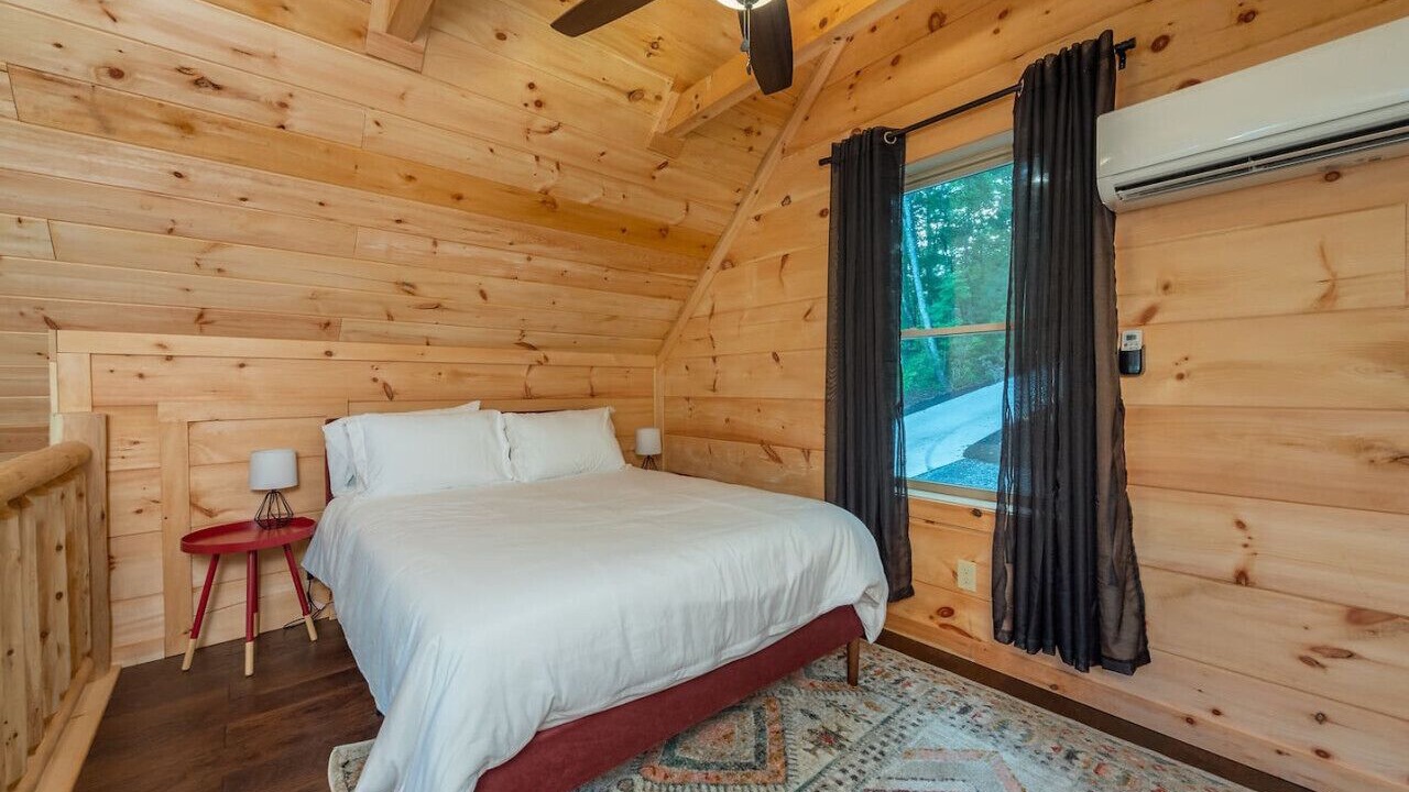 Photo of Bedroom in Fairview