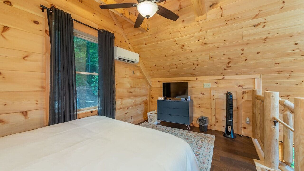 Photo of Bedroom in Fairview