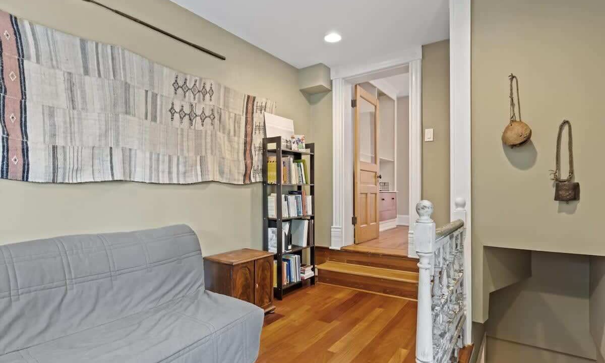 Photo of Livingroom in Stanton Park