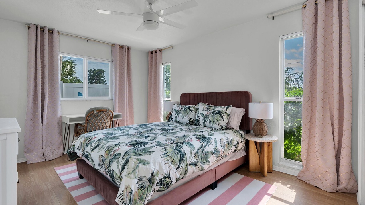 Photo of Bedroom in Greater Pinellas Point