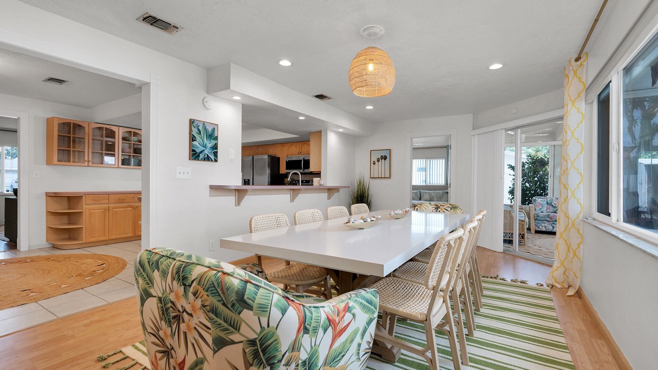 Photo of Bedroom in Greater Pinellas Point