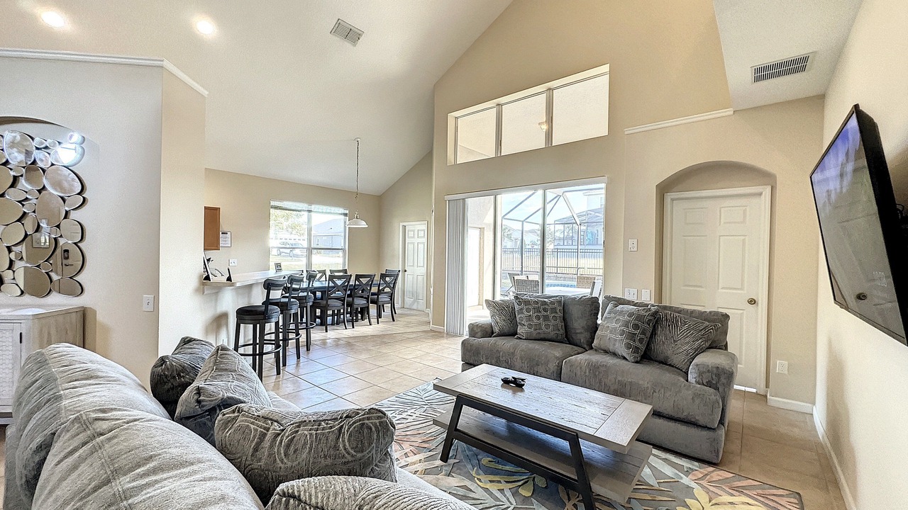 Photo of Livingroom in Windsor Palms