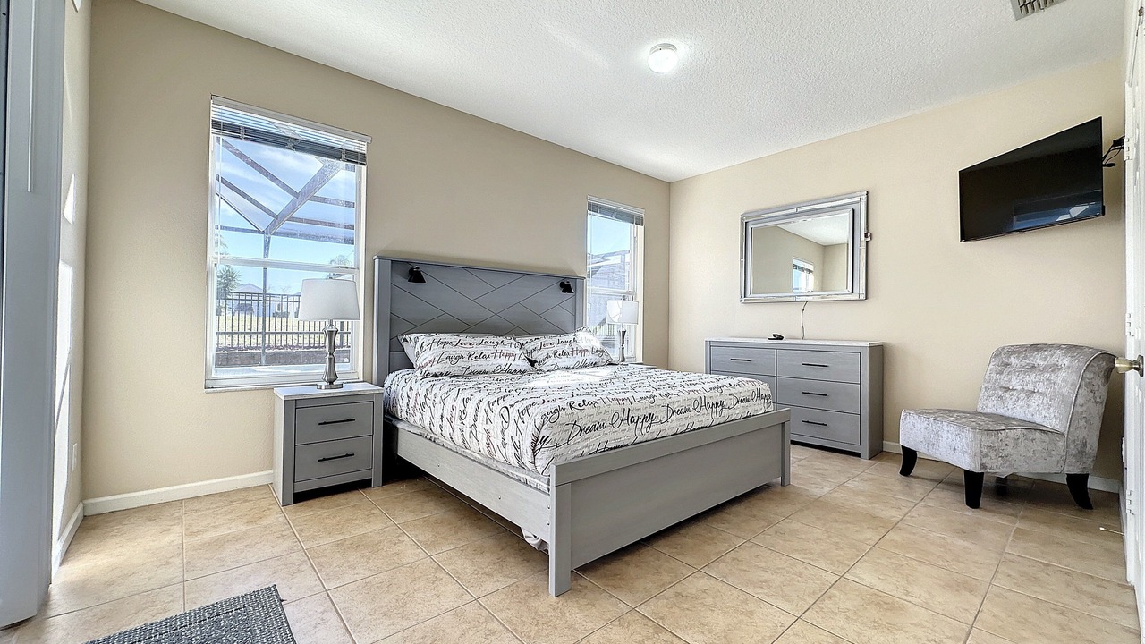Photo of Bedroom in Windsor Palms