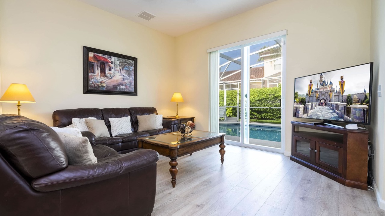 Photo of Livingroom in Tuscan Hills
