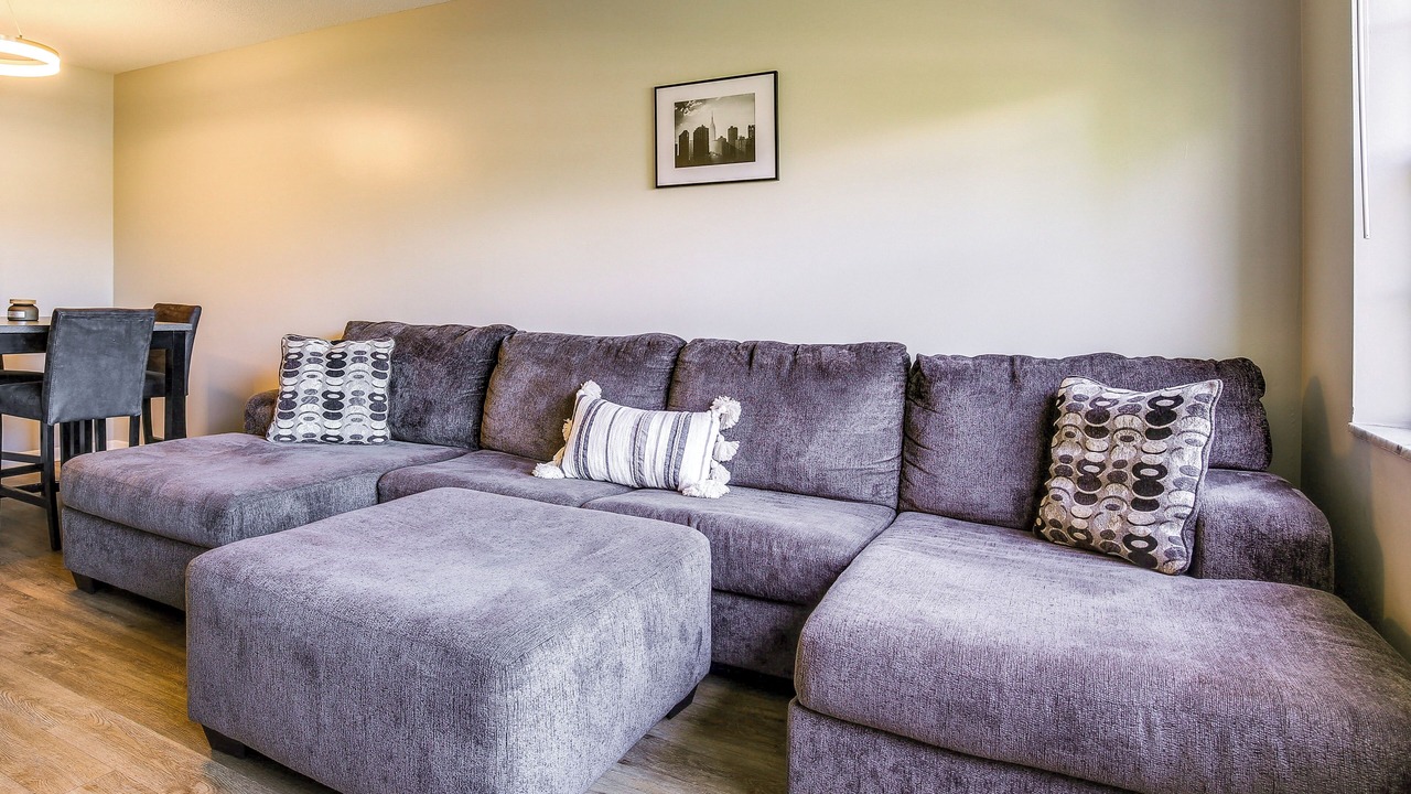 Photo of Livingroom in Lauderhill