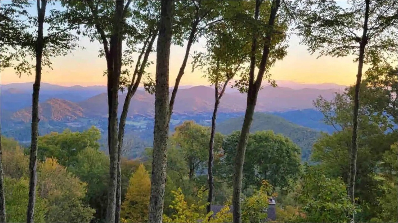 Photo of Outdoor in Mountain Air