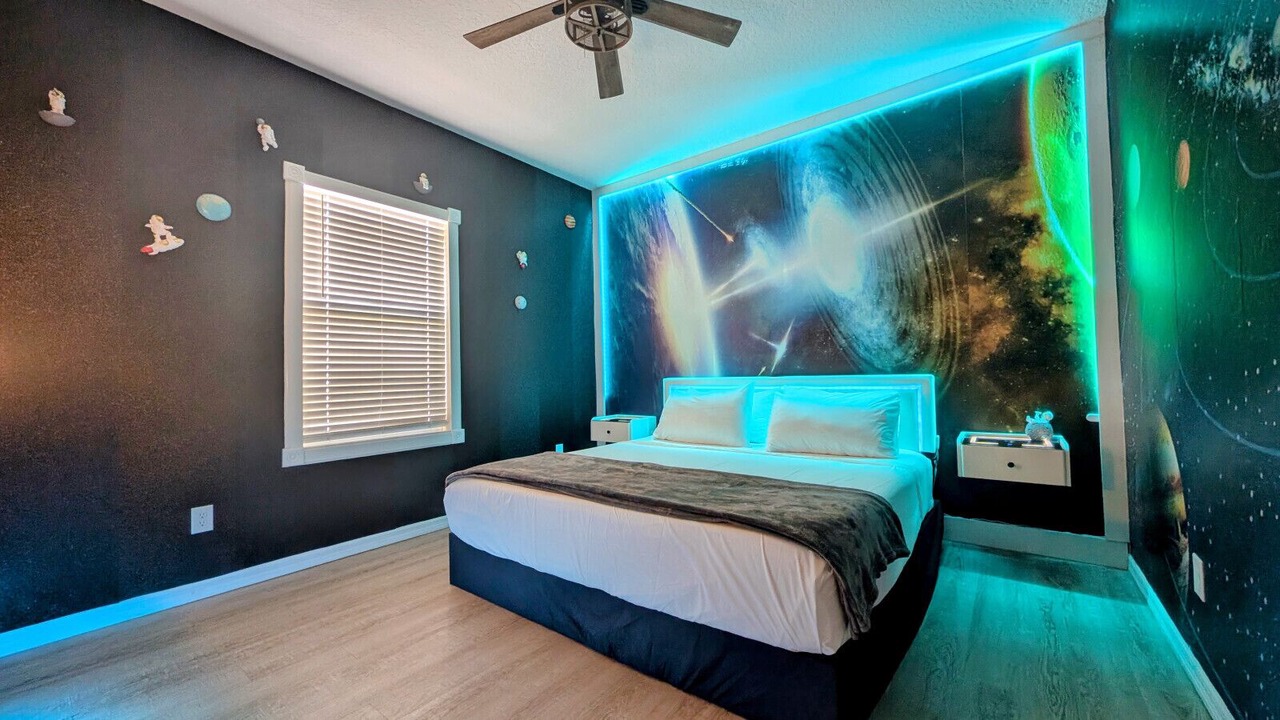Photo of Bedroom in Tuscan Hills