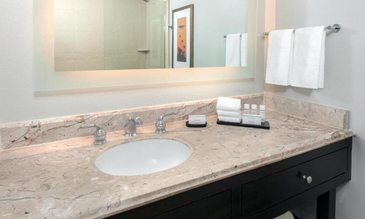 Photo of Bathroom in Park Central