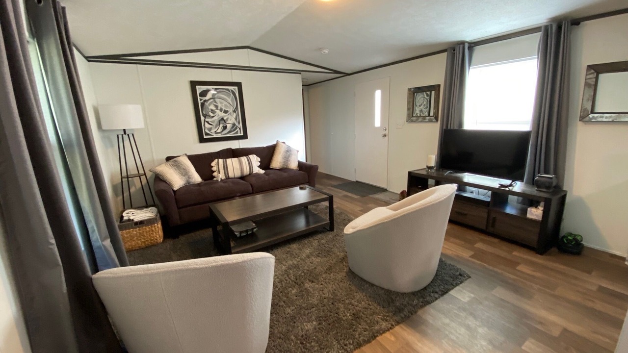 Photo of Livingroom in Mouth of Wilson