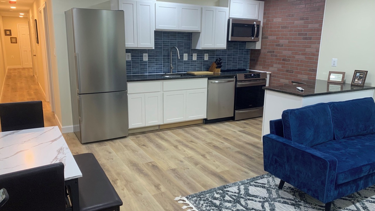 Photo of Others in Bloomingdale