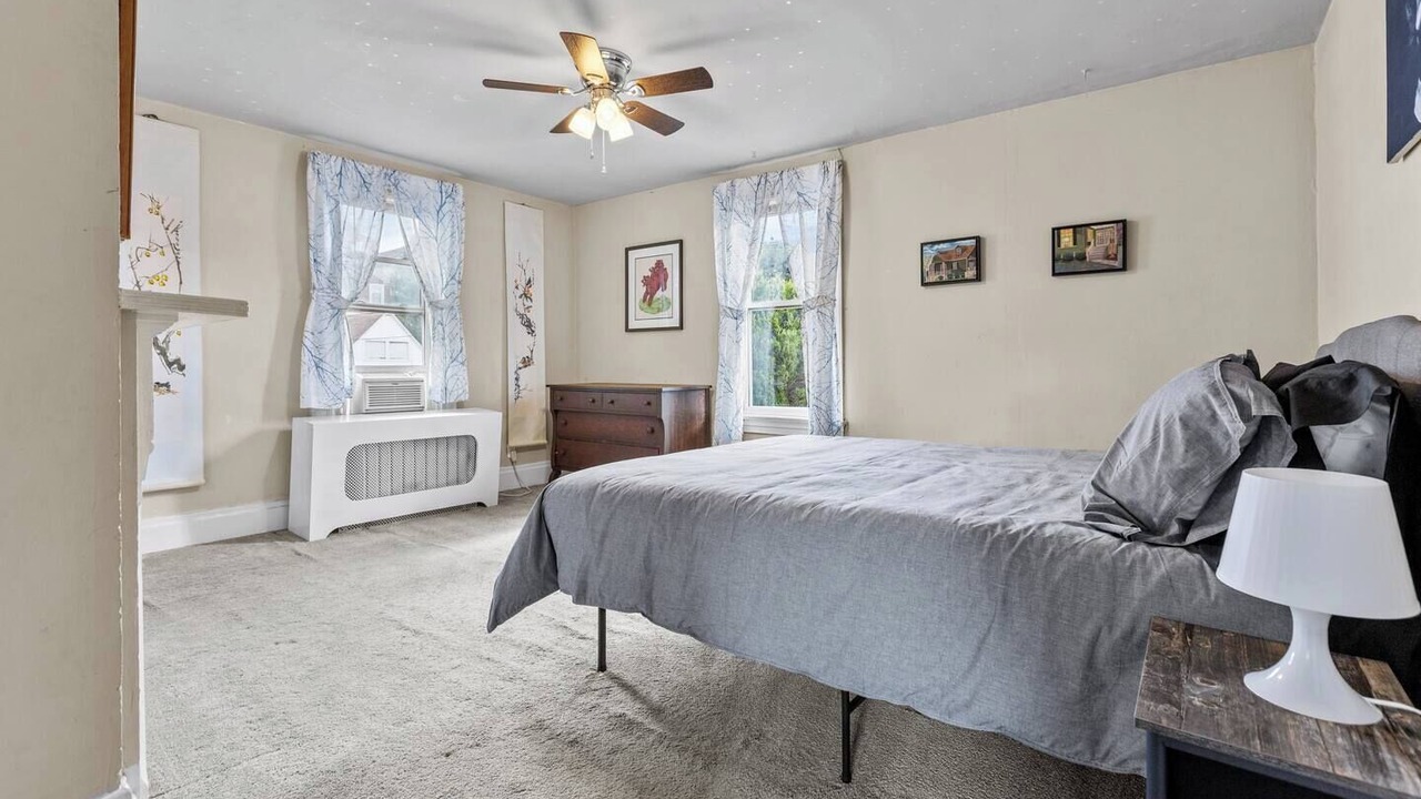 Photo of Bedroom in Homestead