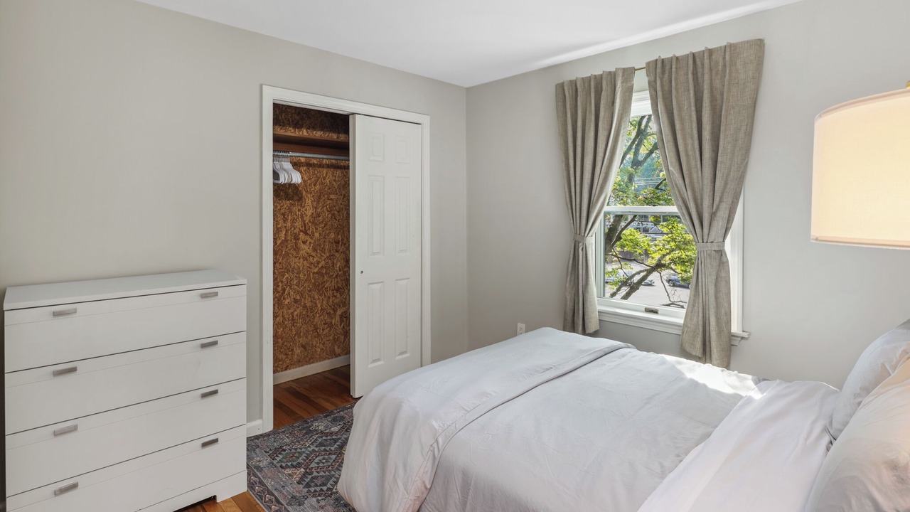 Photo of Bedroom in Westport