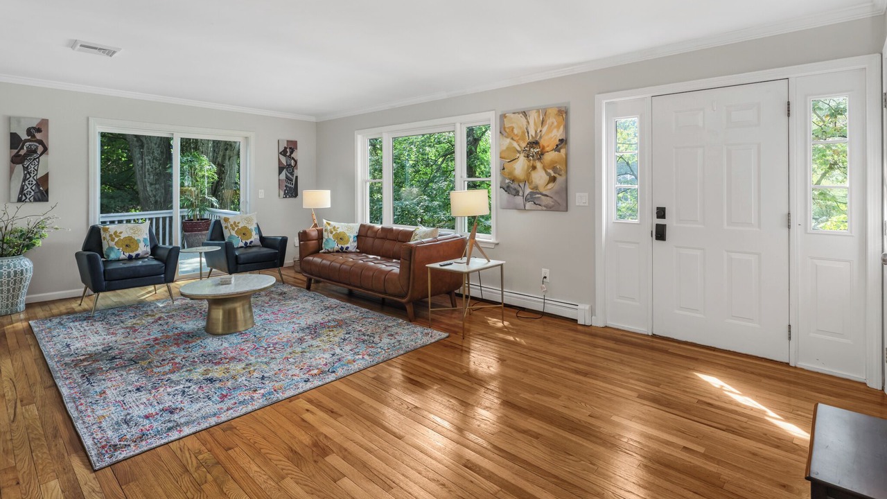 Photo of Livingroom in Westport