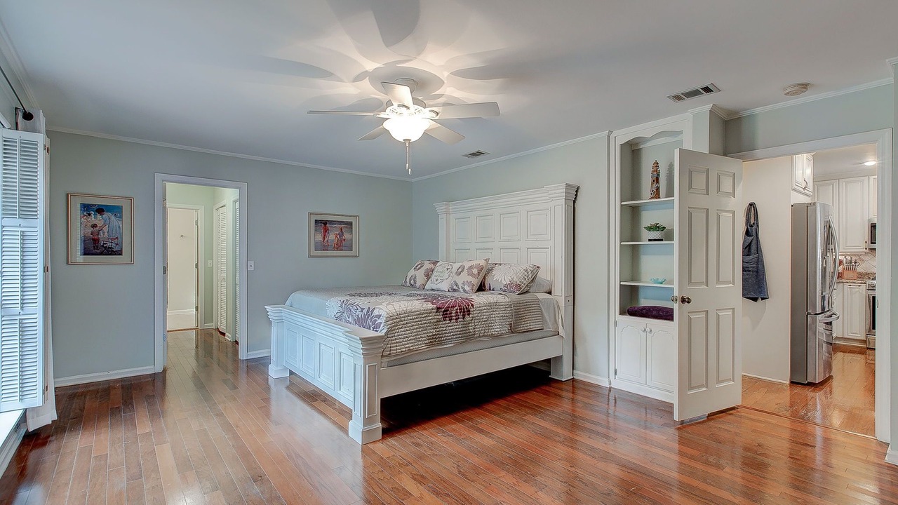 Photo of Bedroom in Saint Simons Island