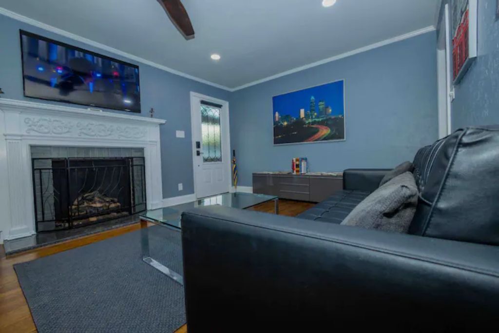 Photo of Livingroom in High Point