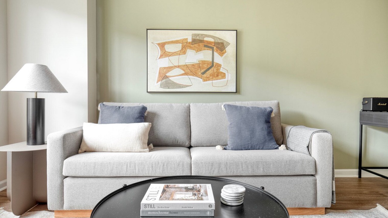 Photo of Livingroom in North Bethesda