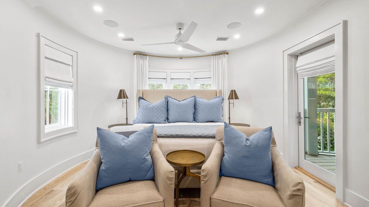 Photo of Bedroom in Seaside