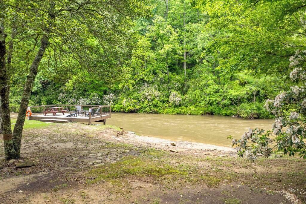 Photo of Others in Ellijay