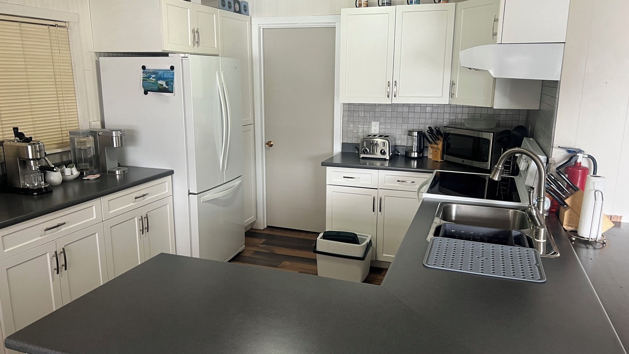 Photo of Kitchen in Lake Roesiger