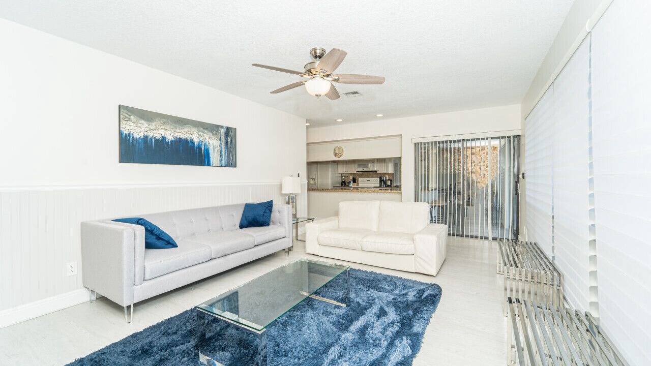 Photo of Bedroom in Bermuda Riviera