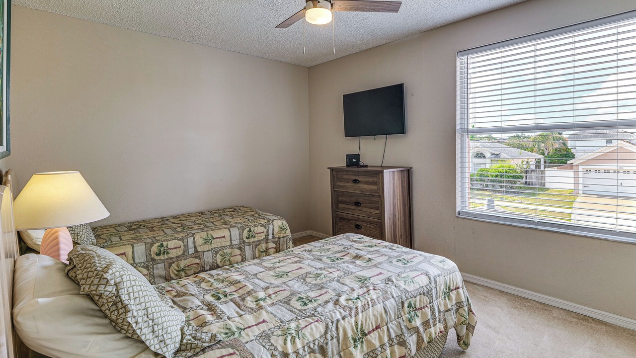 Photo of Bedroom in Lindfields