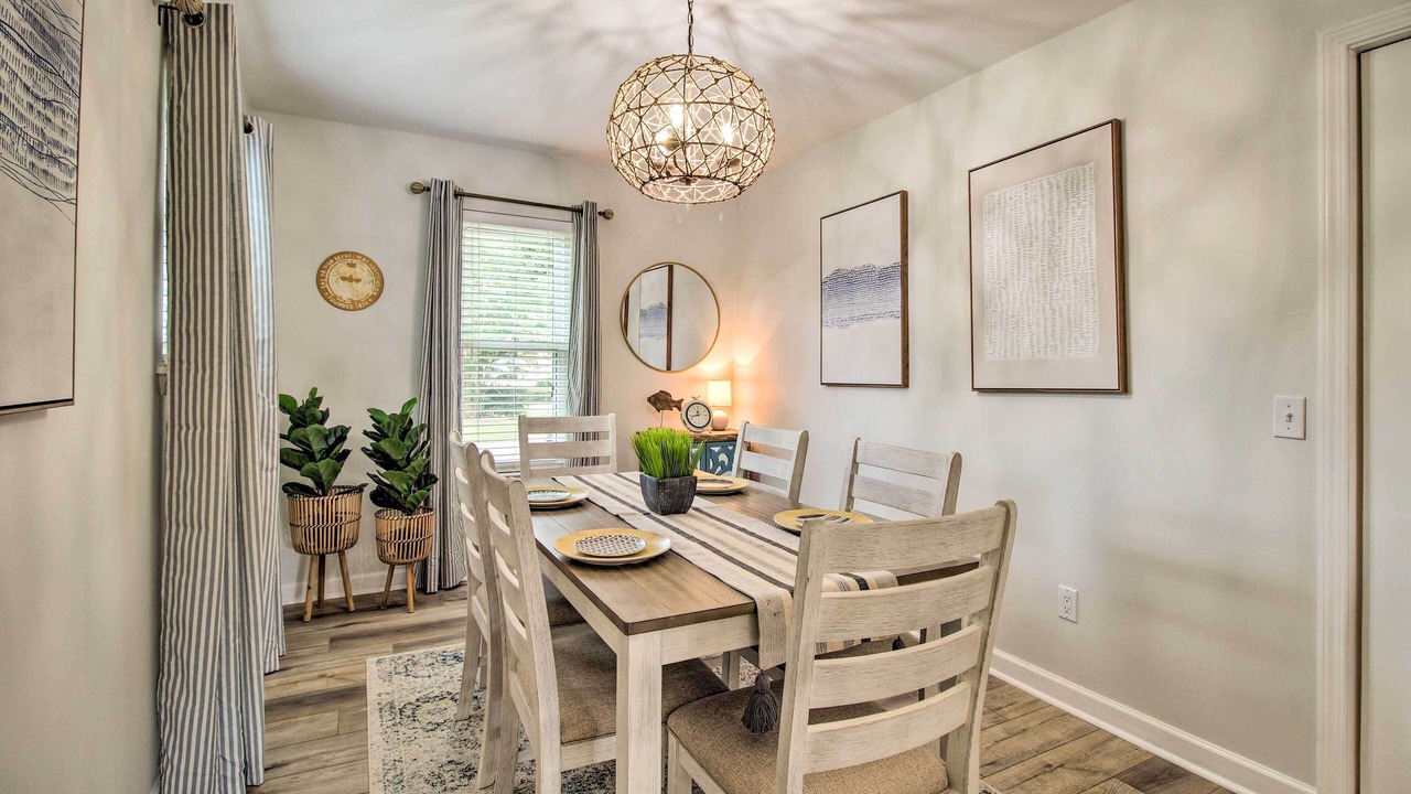Photo of Livingroom in Savannah