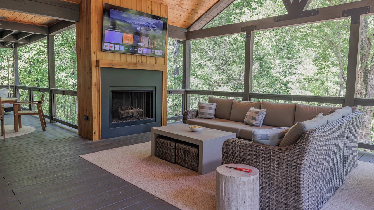 Photo of Outdoor in Cherry Log