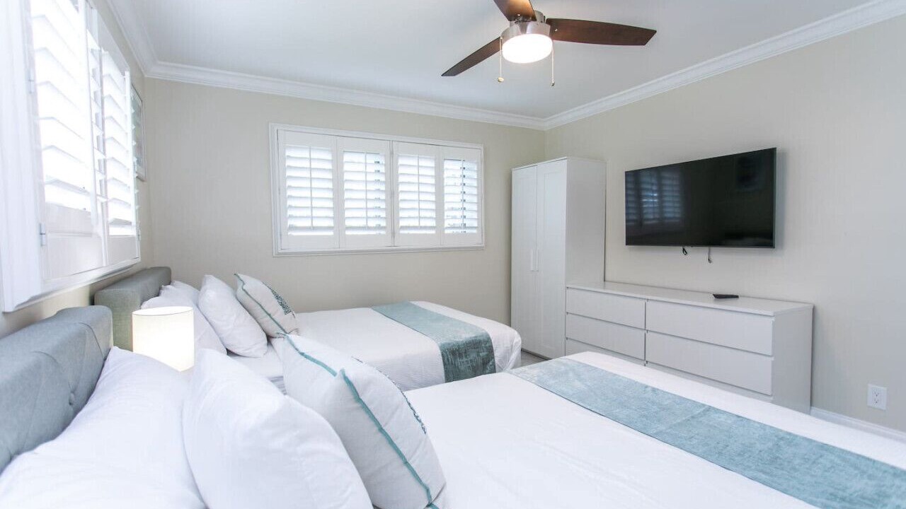 Photo of Bedroom in South Lake