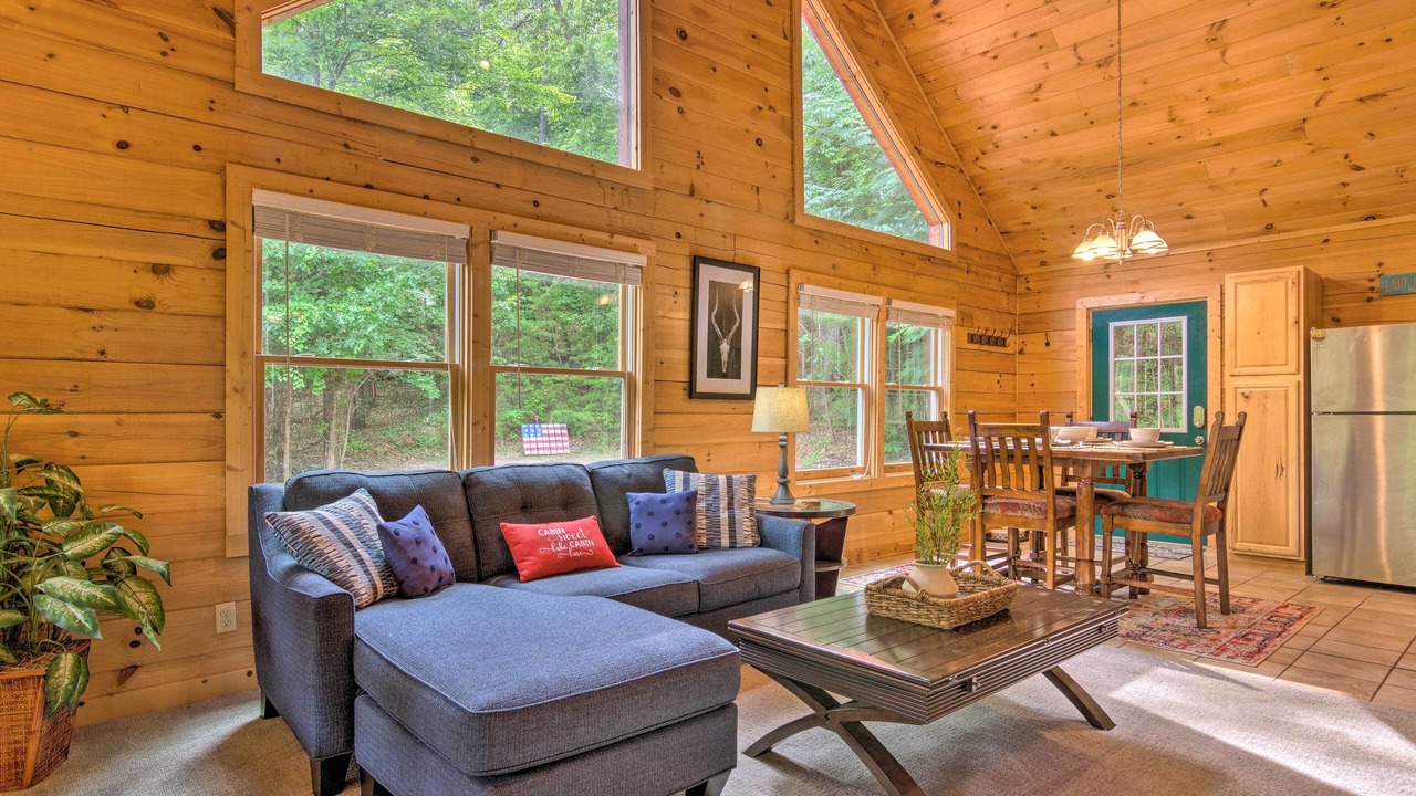 Photo of Livingroom in Lake Lure