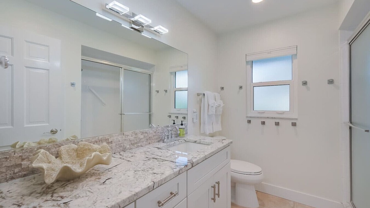 Photo of Bathroom in Gulf Gate Woods