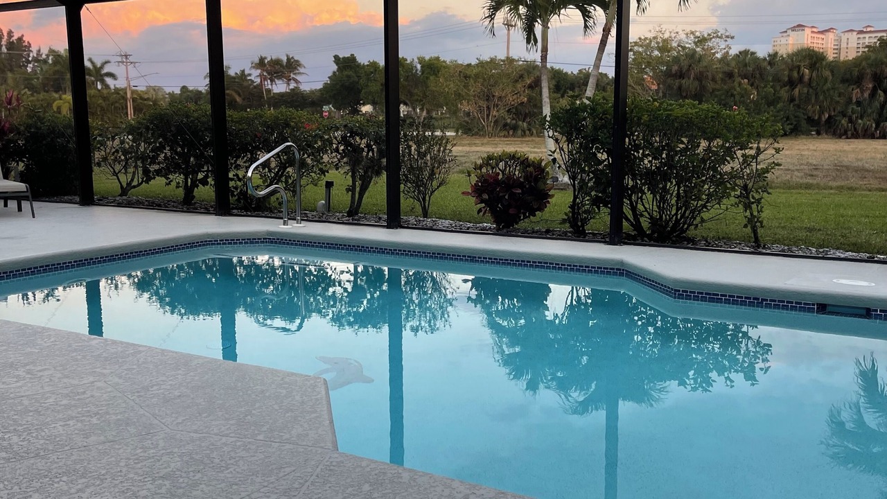 Photo of Outdoor in Pelican
