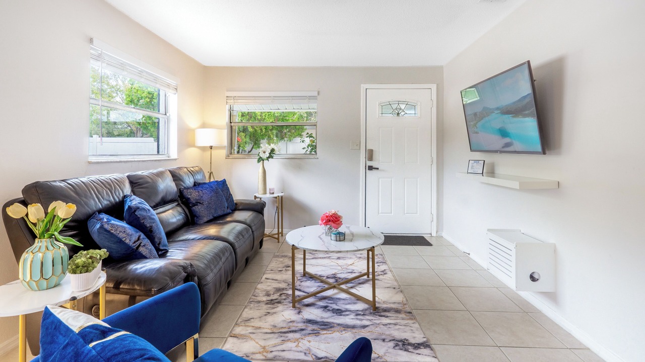 Photo of Livingroom in United Central