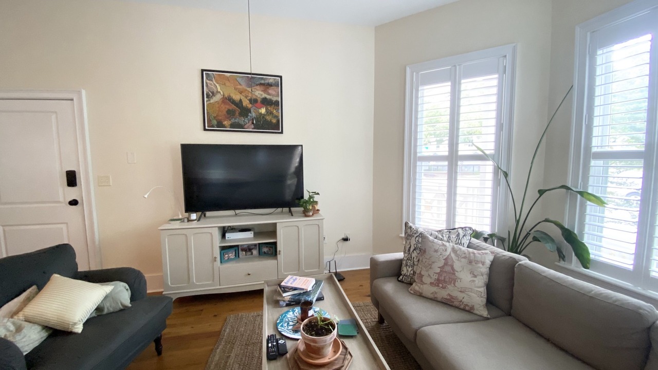 Photo of Livingroom in Historic Downtown Savannah