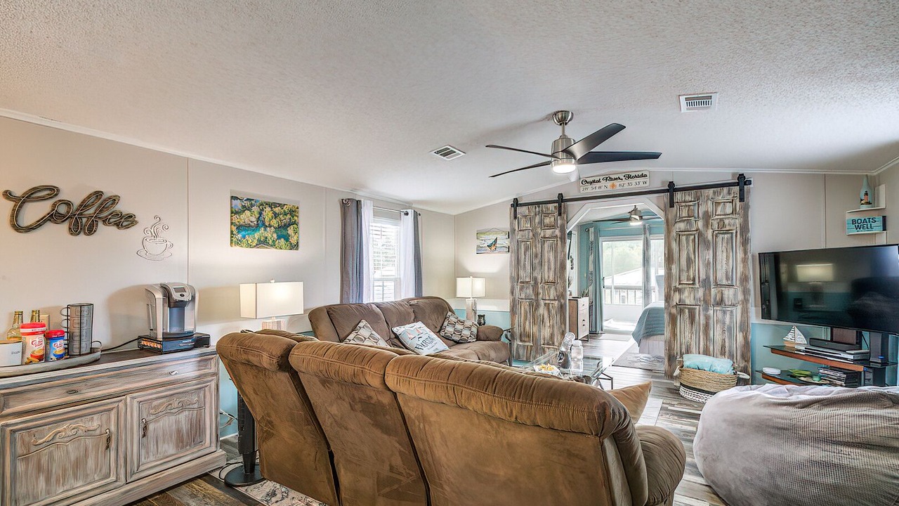 Photo of Livingroom in Crystal River