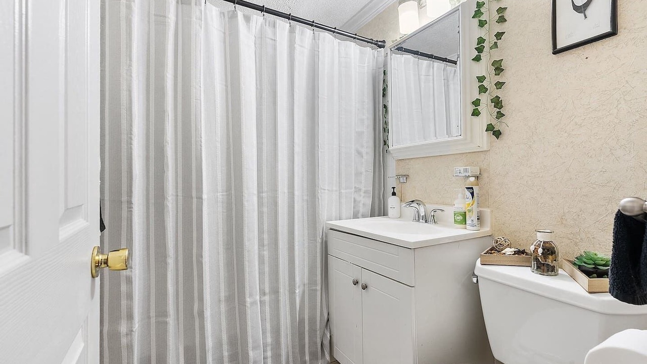 Photo of Bathroom in Morton