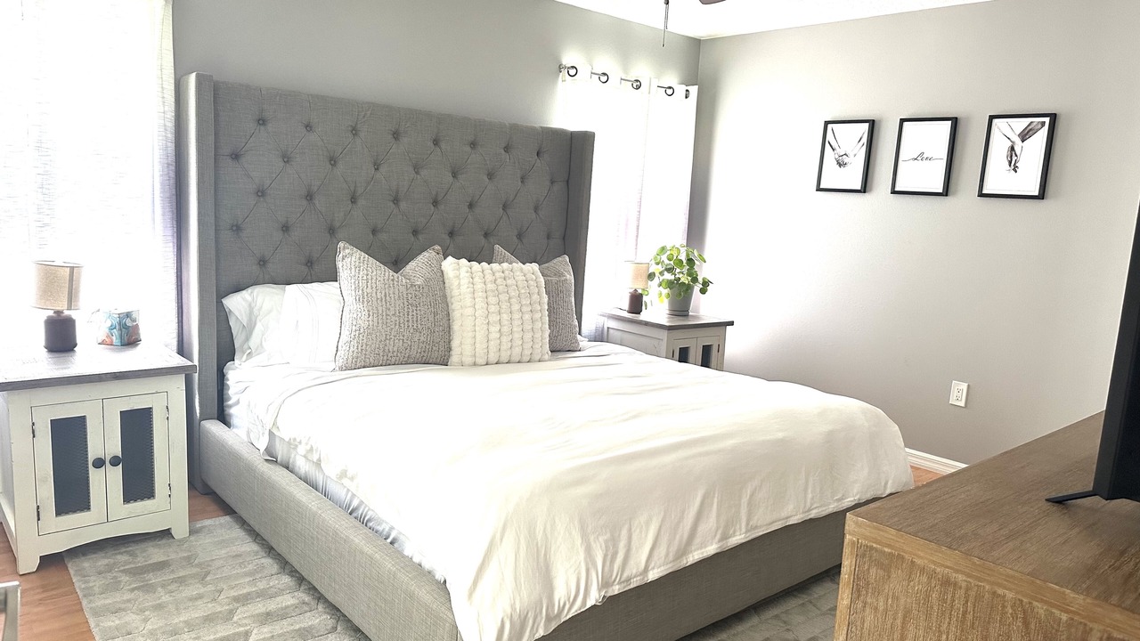 Photo of Bedroom in Lake Sarasota