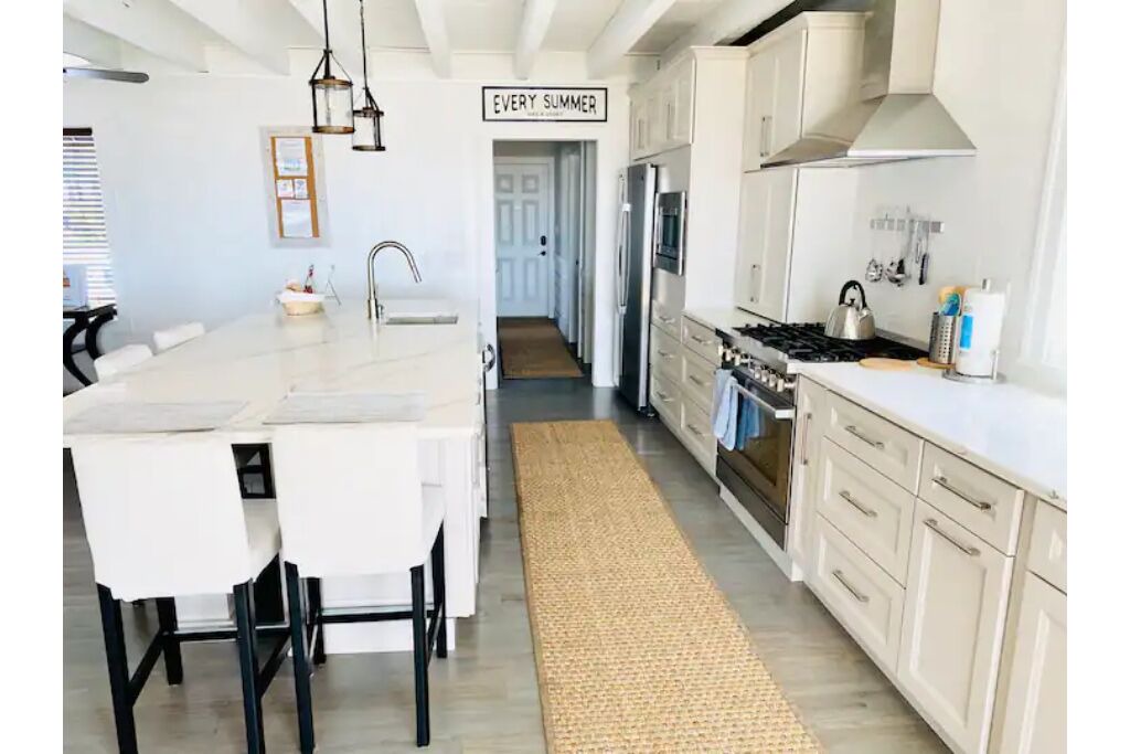 Photo of Kitchen in Manteo