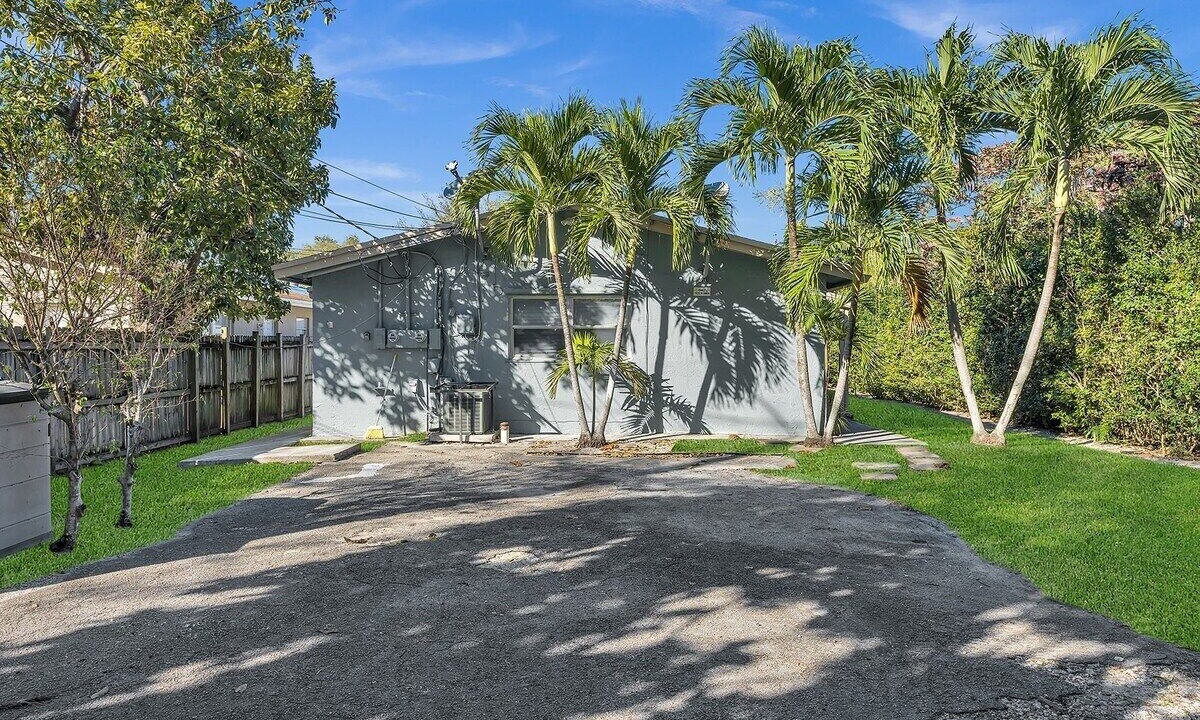 Photo of Outdoor in Little Ranches