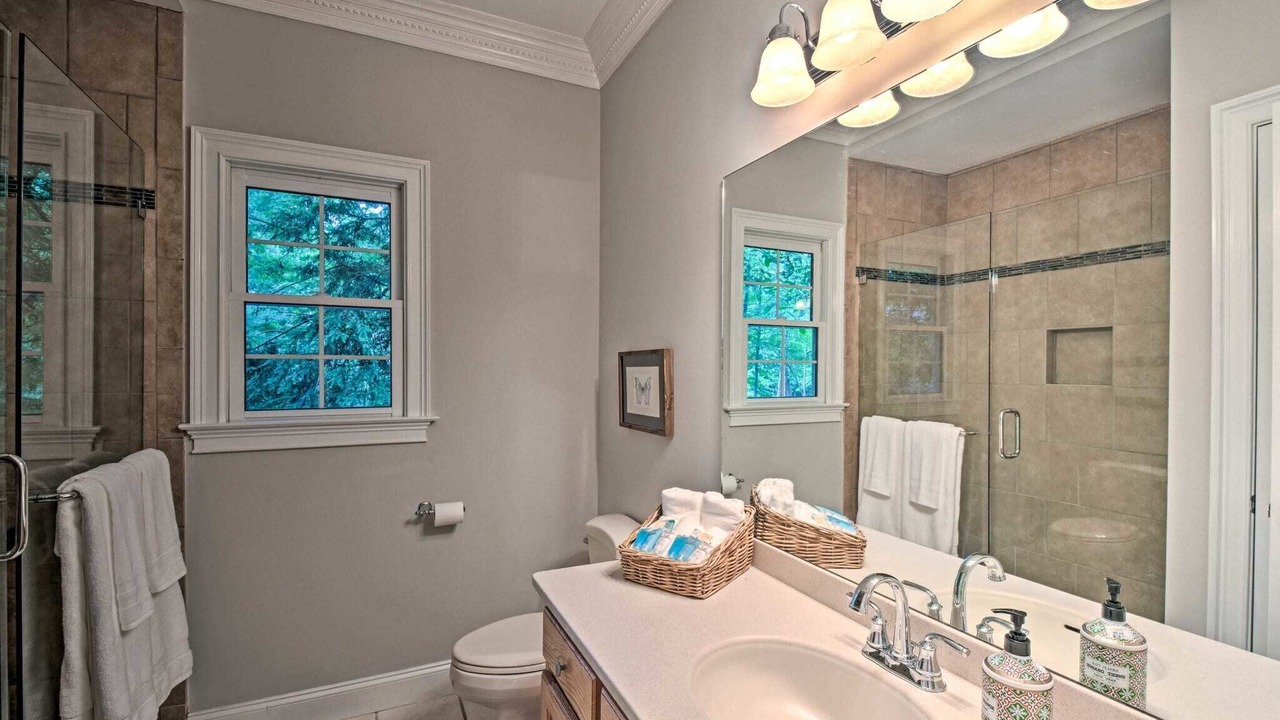 Photo of Bathroom in Dawsonville