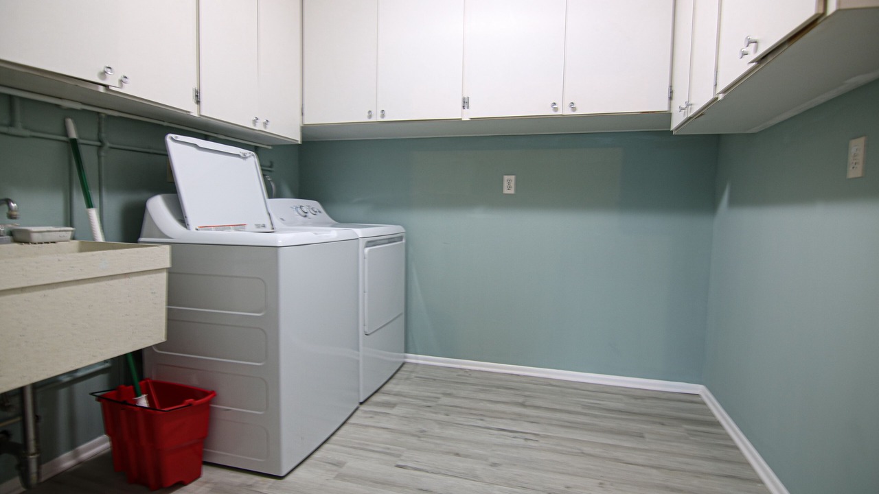 Photo of Others in Gulf Gate Estates