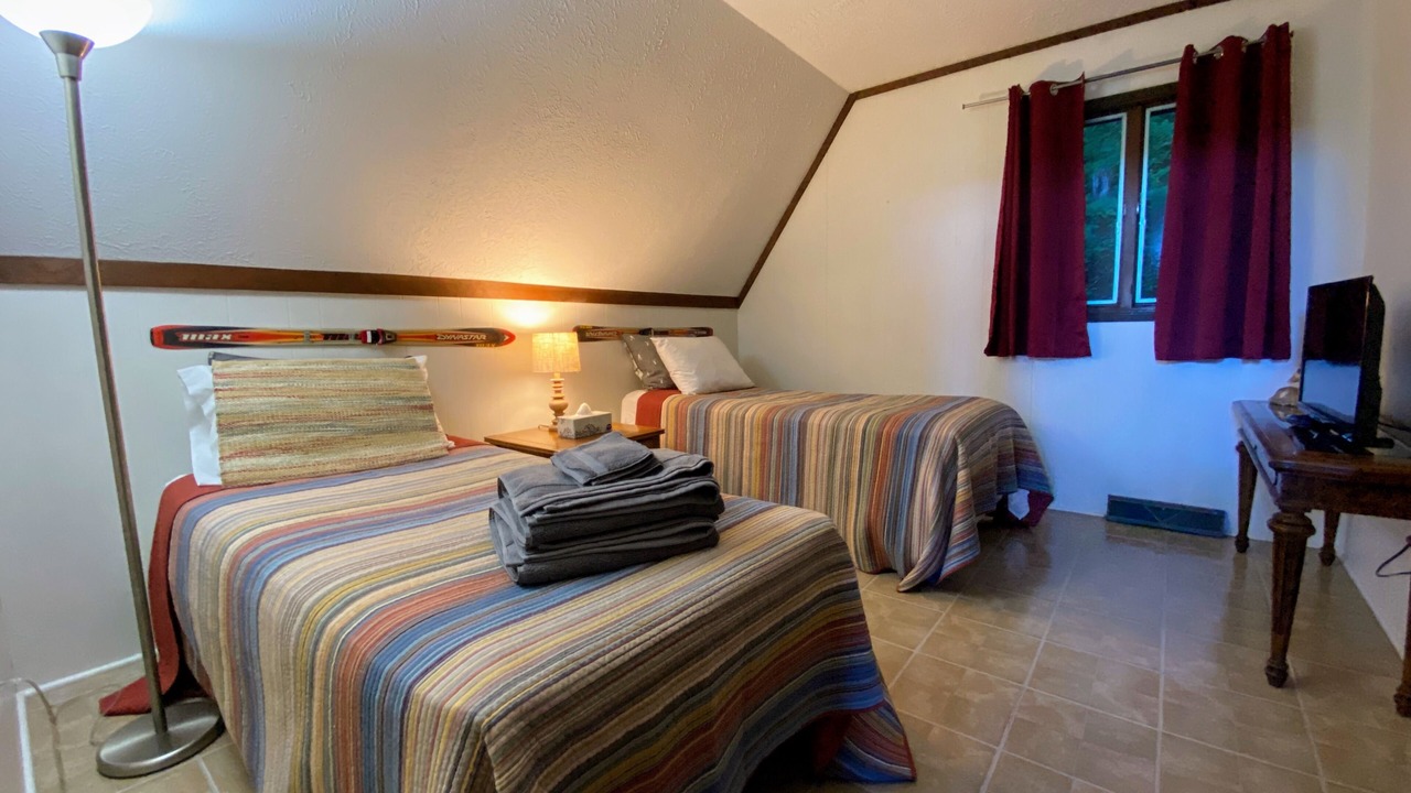 Photo of Bedroom in Seven Devils