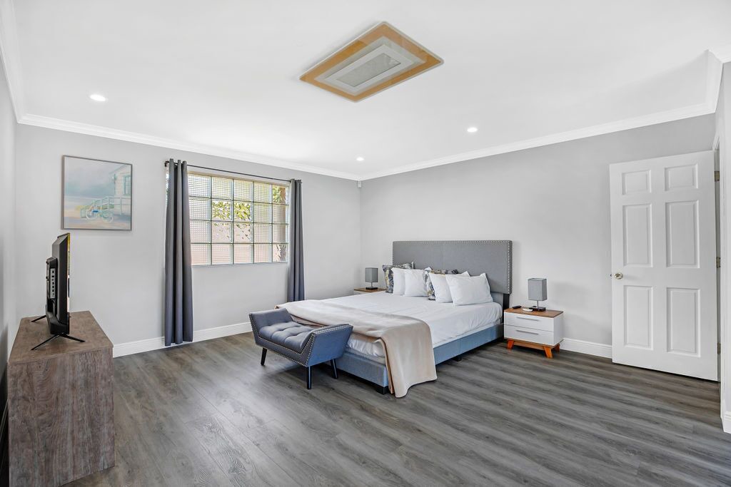 Photo of Bedroom in Coral Ridge Isles
